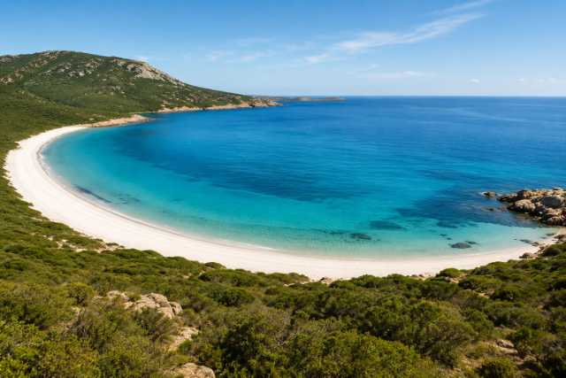 pristine-crescent-bay
